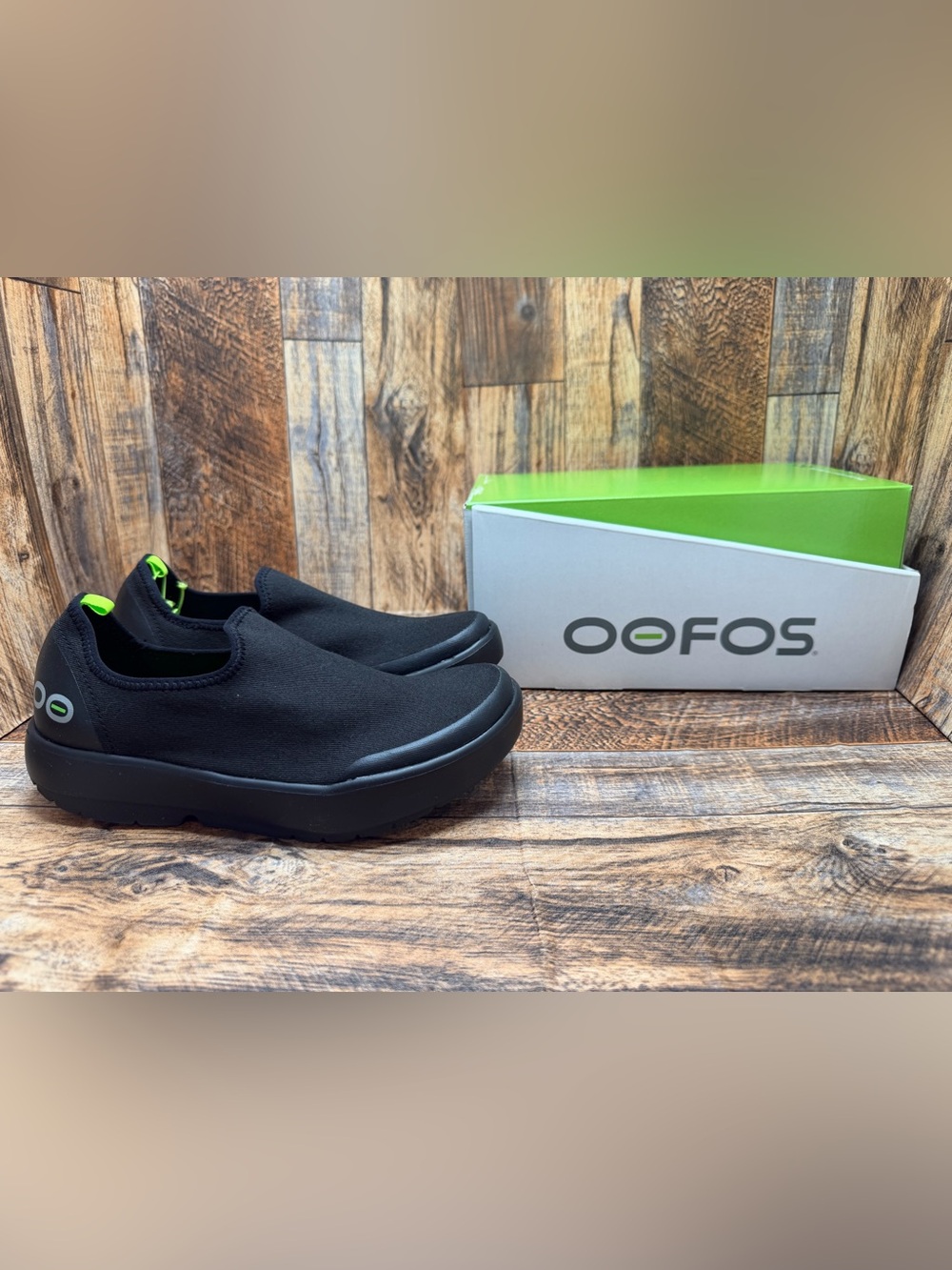 NEW OOFOS OOMG Eezee Slip On Triple Black Women’s US Size 6 Shoe Orthopedic